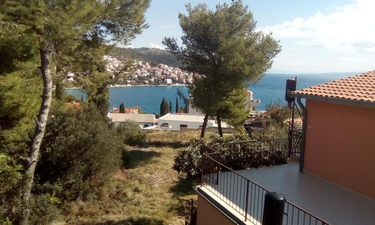 Apartmani Irena Ciovo Trogir Bagian luar foto