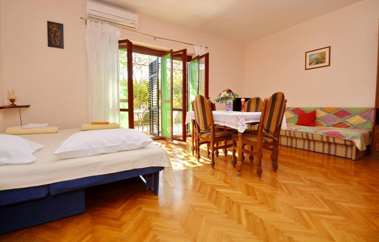 Apartmani Irena Ciovo Trogir Bagian luar foto