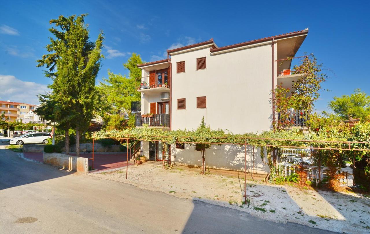 Apartmani Irena Ciovo Trogir Bagian luar foto
